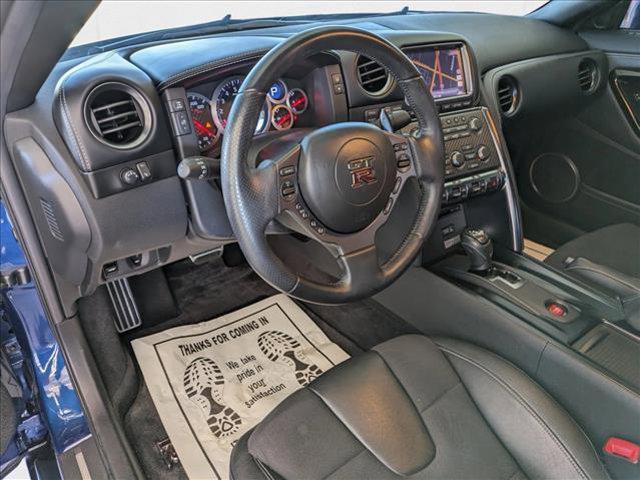 Photo of 2015 Deep Blue Pearl Nissan GT-R