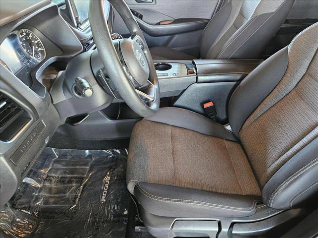 Photo of 2021 Scarlet Ember Tintcoat Nissan Rogue