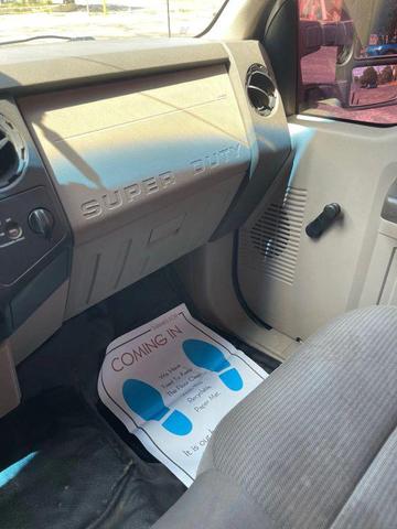 Photo of 2008 Oxford White Clearcoat Ford F-250