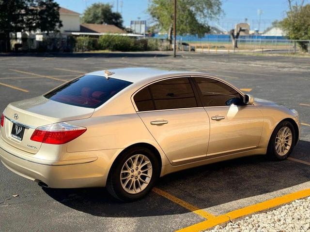 Photo of 2010 Champagne Beige Metallic Hyundai Genesis