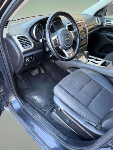 Photo of 2013 Maximum Steel Metallic Clearcoat Jeep Grand Cherokee