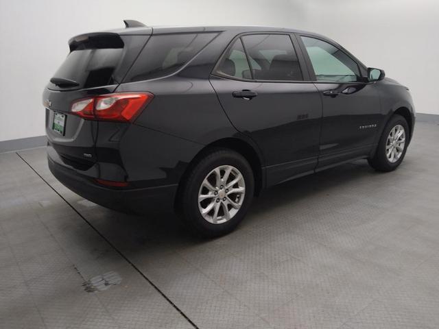 Photo of 2020 Midnight Blue Metallic Chevrolet Equinox