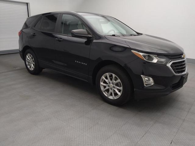 Photo of 2020 Midnight Blue Metallic Chevrolet Equinox