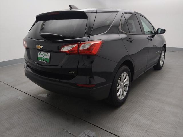 Photo of 2020 Midnight Blue Metallic Chevrolet Equinox