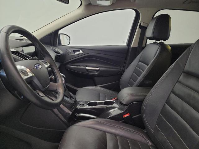Photo of 2016 Ingot Silver Ford Escape