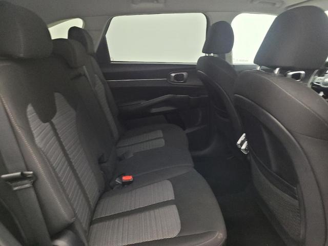 Photo of 2021 Everlasting Silver Kia Sorento
