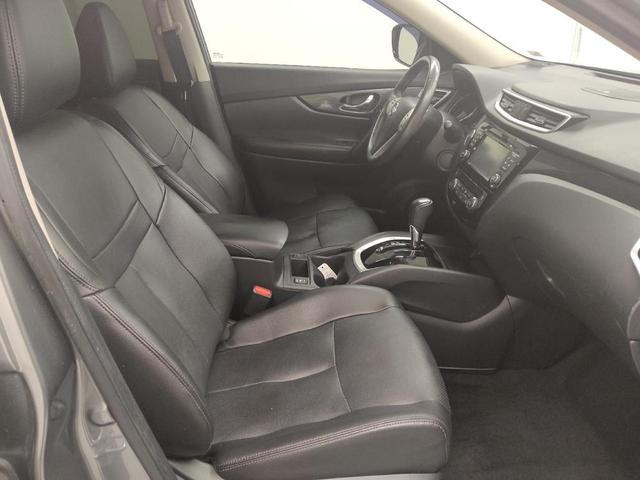 Photo of 2016 Gun Metallic Nissan Rogue