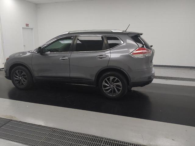 Photo of 2016 Gun Metallic Nissan Rogue