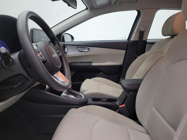 Photo of 2023 Gravity Gray Kia Forte