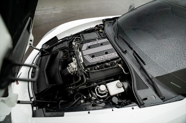 Photo of 2018 Arctic White Chevrolet Corvette
