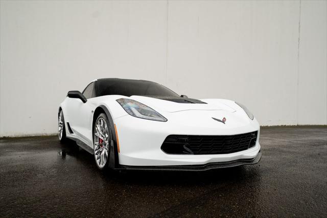 Photo of 2018 Arctic White Chevrolet Corvette