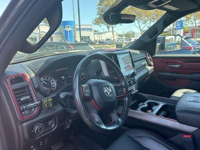 Photo of 2020 Granite Crystal Metallic Clearcoat RAM 1500