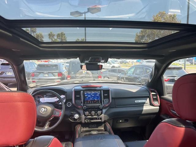 Photo of 2020 Granite Crystal Metallic Clearcoat RAM 1500
