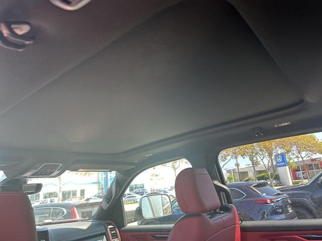 Photo of 2020 Granite Crystal Metallic Clearcoat RAM 1500