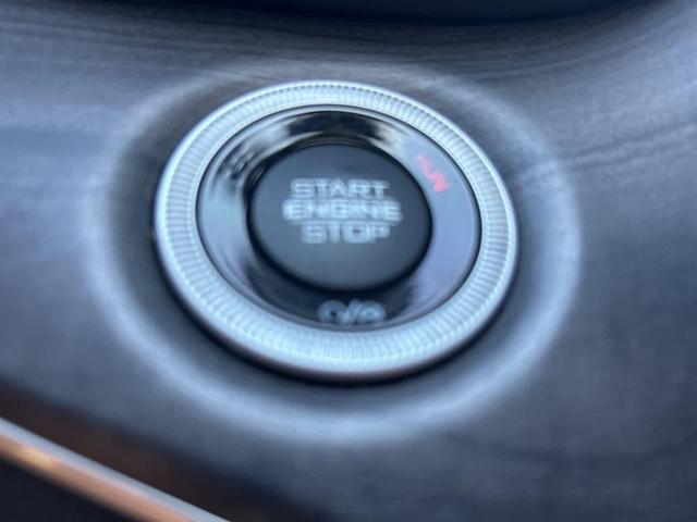 Photo of 2022 Baltic Gray Metallic Clearcoat Jeep Grand Cherokee