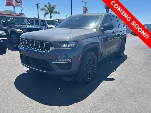 Photo of 2022 Baltic Gray Metallic Clearcoat Jeep Grand Cherokee