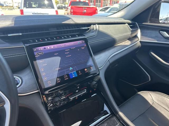 Photo of 2022 Baltic Gray Metallic Clearcoat Jeep Grand Cherokee