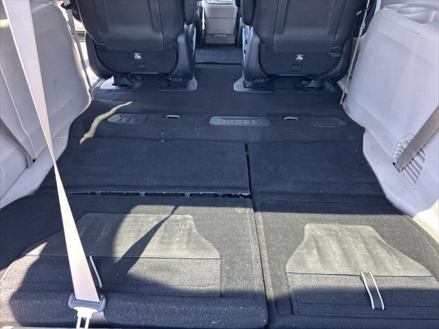 Photo of 2022 Granite Crystal Metallic Clearcoat Chrysler Pacifica Hybrid