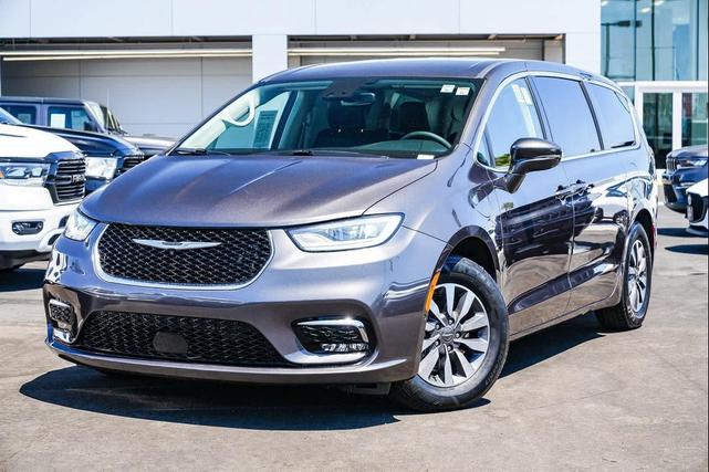 2022 Chrysler Pacifica Hybrid