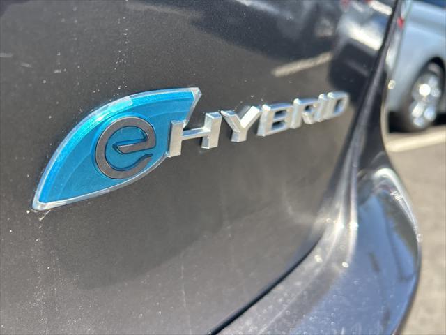 Photo of 2022 Granite Crystal Metallic Clearcoat Chrysler Pacifica Hybrid