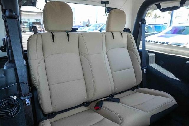 Photo of 2020 Black Clearcoat Jeep Wrangler