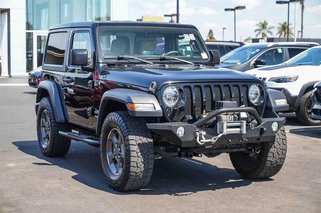 Photo of 2020 Black Clearcoat Jeep Wrangler