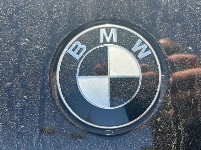 Photo of 2021 Jet Black BMW 330