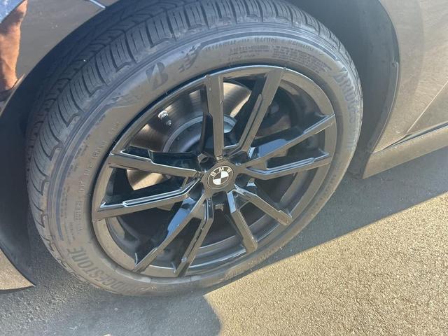 Photo of 2021 Jet Black BMW 330