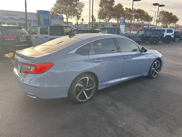 Photo of 2022 Sonic Gray Pearl Honda Accord Hybrid