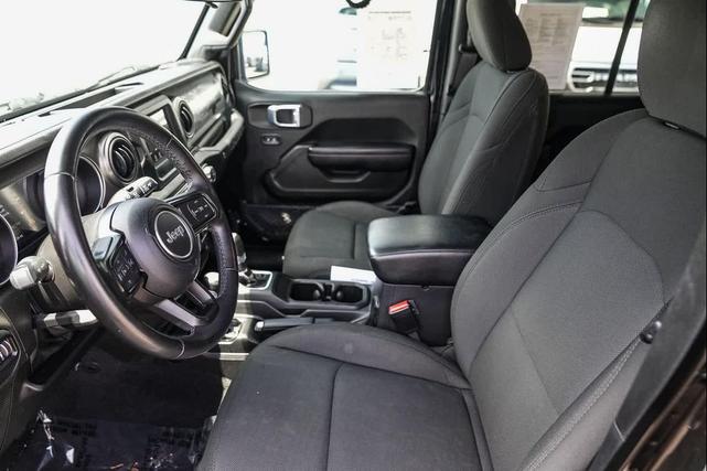 Photo of 2021 Black Clearcoat Jeep Wrangler Unlimited