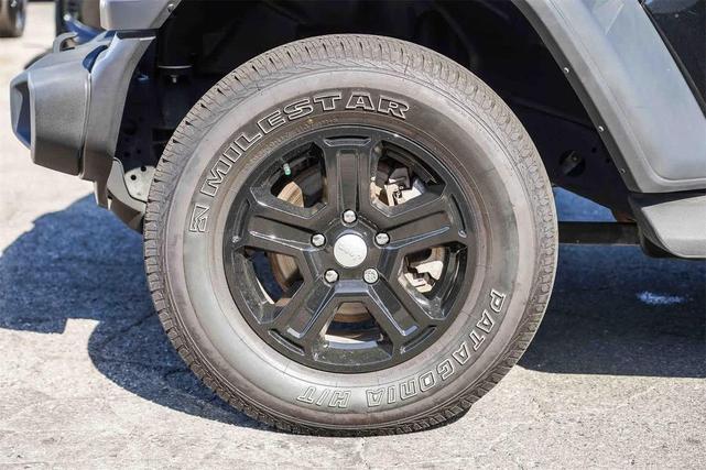 Photo of 2021 Black Clearcoat Jeep Wrangler Unlimited