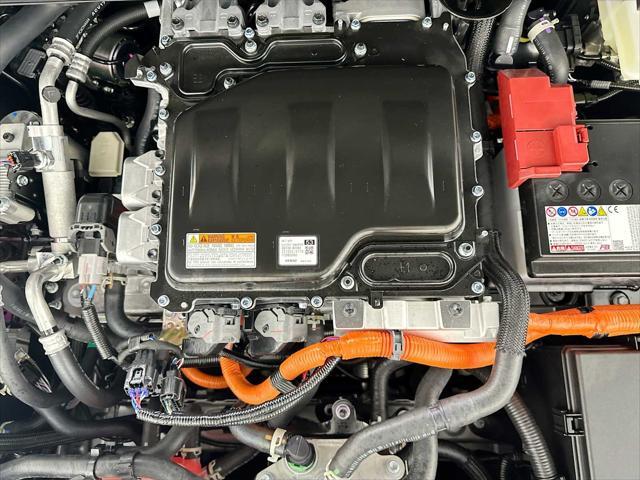 Photo of 2025 Smoked Carbon Subaru Solterra