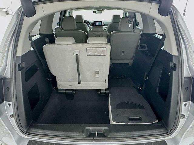 Photo of 2020 Lunar Silver Metallic Honda Odyssey