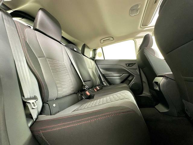 Photo of 2025 Crystal White Pearl Subaru Impreza