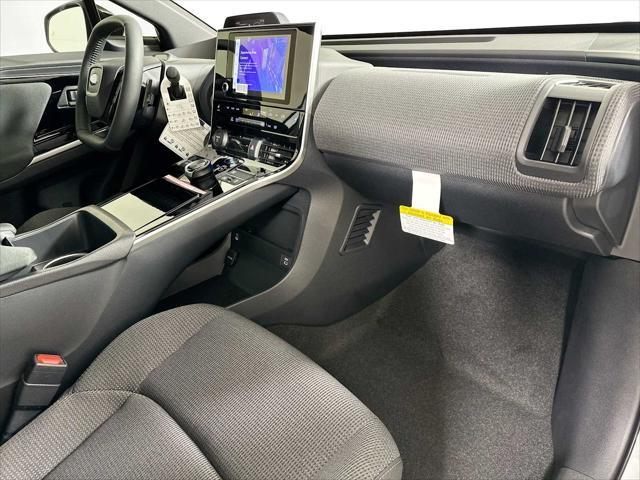 Photo of 2025 COSMIC WHT PRL Subaru Solterra