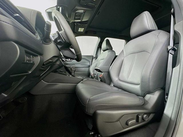 Photo of 2025 River Rock Pearl Subaru Forester