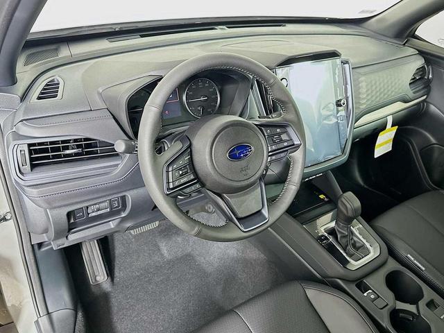 Photo of 2025 River Rock Pearl Subaru Forester