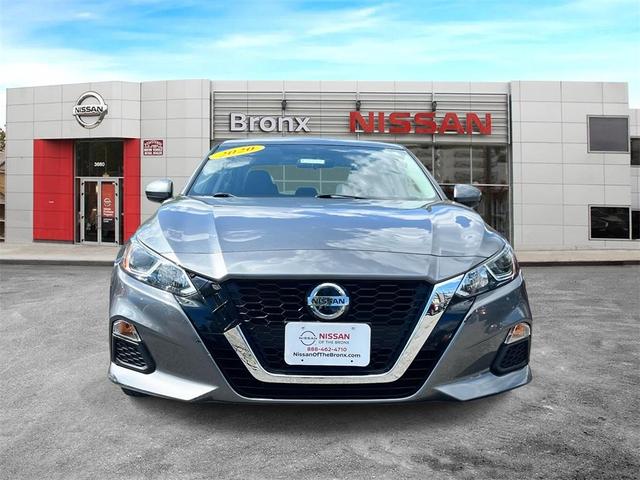 Photo of 2020 Gun Metallic Nissan Altima