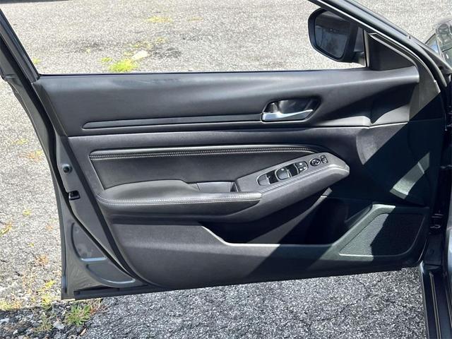 Photo of 2020 Gun Metallic Nissan Altima