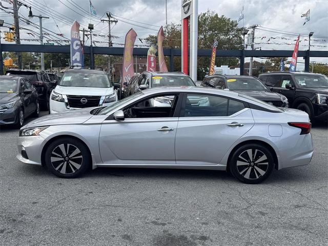 Photo of 2021 Brilliant Silver Metallic Nissan Altima