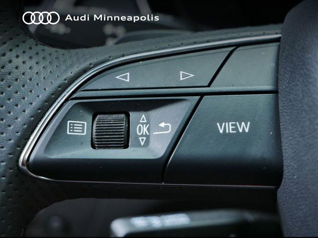Photo of 2024 Chronos Gray Metallic Audi Q5