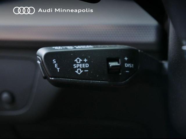 Photo of 2024 Chronos Gray Metallic Audi Q5