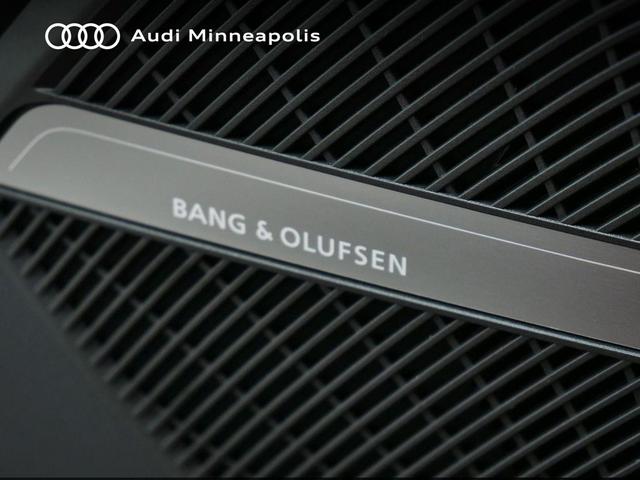 Photo of 2024 Chronos Gray Metallic Audi Q5
