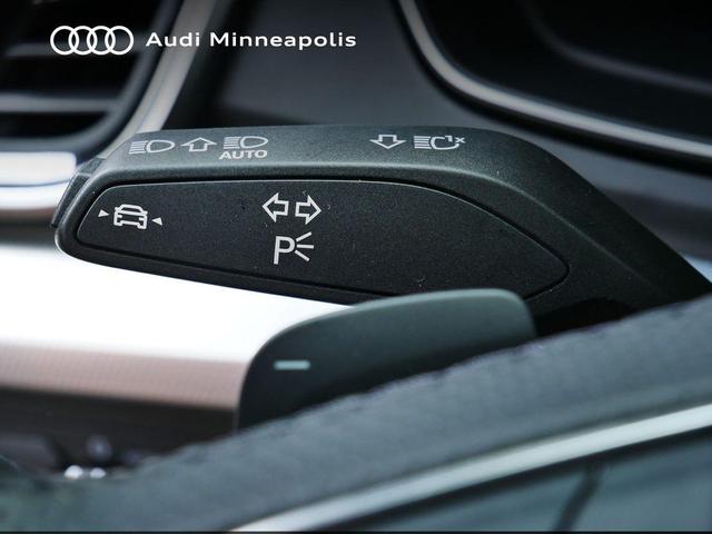 Photo of 2024 Chronos Gray Metallic Audi Q5