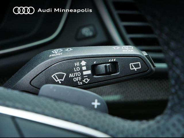 Photo of 2025 Mythos Black Metallic Audi SQ5