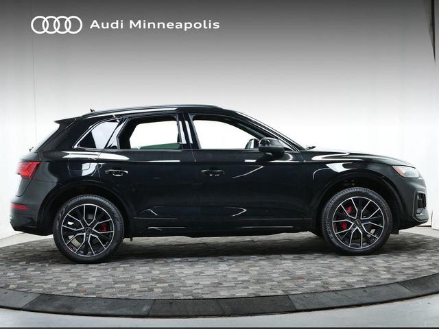 Photo of 2025 Mythos Black Metallic Audi SQ5