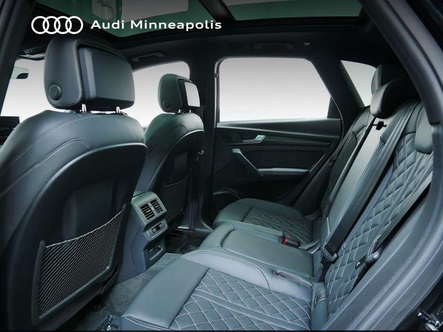 Photo of 2025 Mythos Black Metallic Audi SQ5