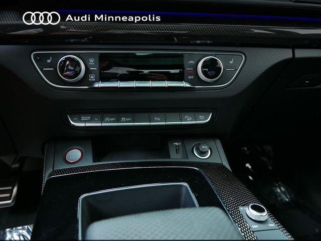 Photo of 2025 Mythos Black Metallic Audi SQ5