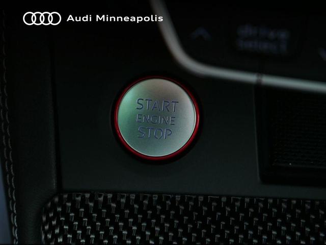 Photo of 2025 Mythos Black Metallic Audi SQ5
