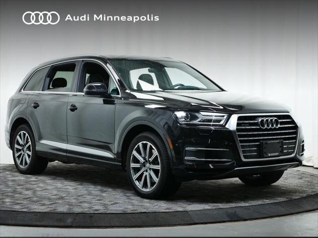 Photo of 2019 Orca Black Metallic Audi Q7